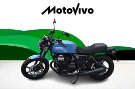 Moto Guzzi V 7 Stone