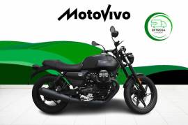 Moto Guzzi V 7 Stone