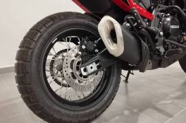 Moto Morini X-Cape LLANTAS RADIOS