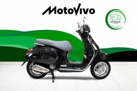 Vespa GTS 300