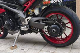 Triumph Speed Triple R 1050