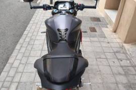 Triumph Speed Triple R 1050