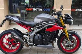 Triumph Speed Triple R 1050