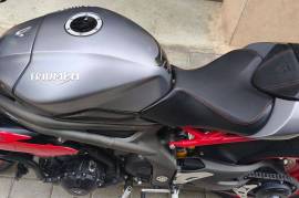 Triumph Speed Triple R 1050