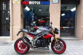 Triumph Speed Triple R 1050