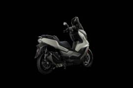 BMW C400GT