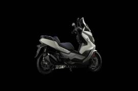 BMW C400GT