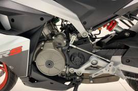 Aprilia RS457