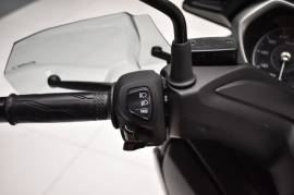 Yamaha XMAX 400