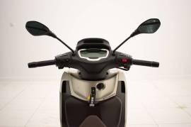 Piaggio Beverly 300 HPE E5 MY22