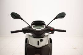 Piaggio Beverly 300 HPE E5