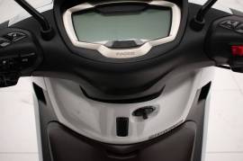 Piaggio Beverly 300 HPE E5