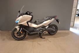 Honda Forza 750