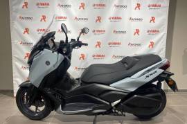 Yamaha X-MAX 400