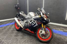 Aprilia RSV4 R