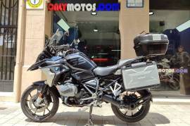 BMW R 1250 GS TRIPLE BLACK