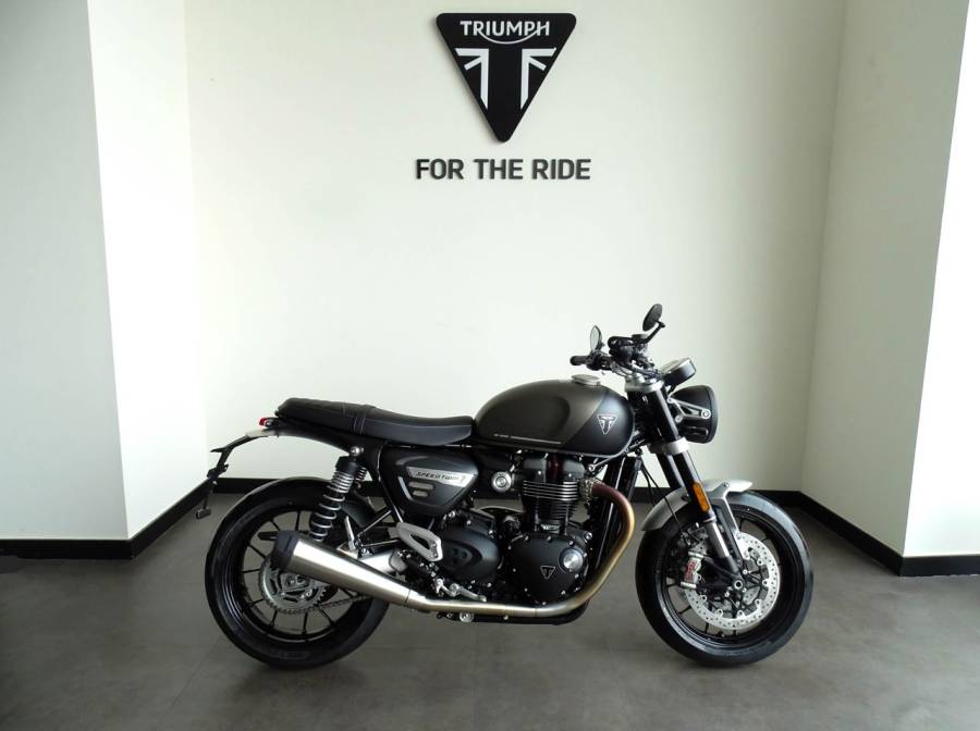 Triumph Speed Twin 1200