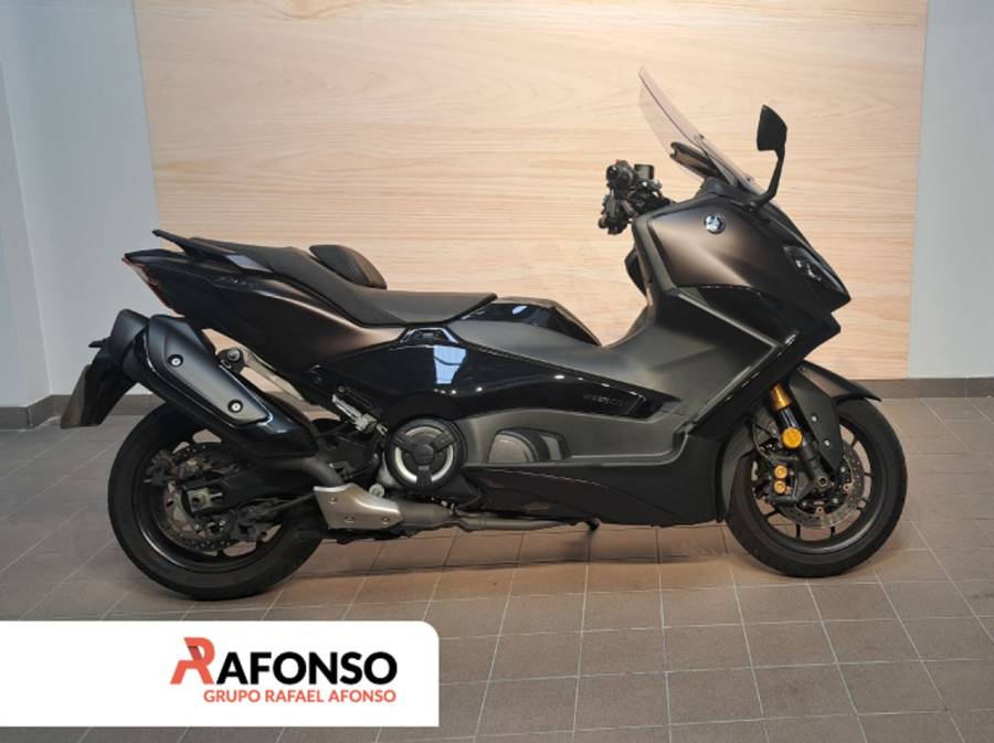 Yamaha TMAX 560 Tech Max