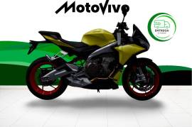 Aprilia Tuono 660