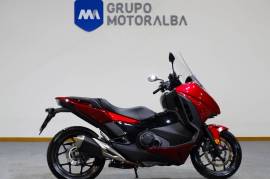 Honda Integra 750