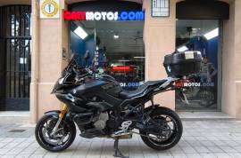 BMW S 1000 XR TRIPLE BLACK