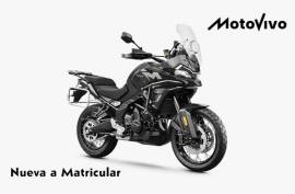CF Moto 700 MT