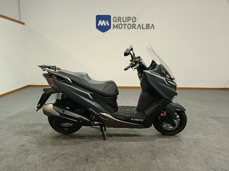 Kymco K-XCT 300i