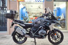 BMW R 1250 GS TRIPLE BLACK