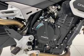 CF Moto 800 NK Advance