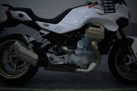 Moto Guzzi V100 Mandello S