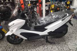 Kymco Grand Dink 300 ABS