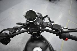 Moto Guzzi V 7 Stone